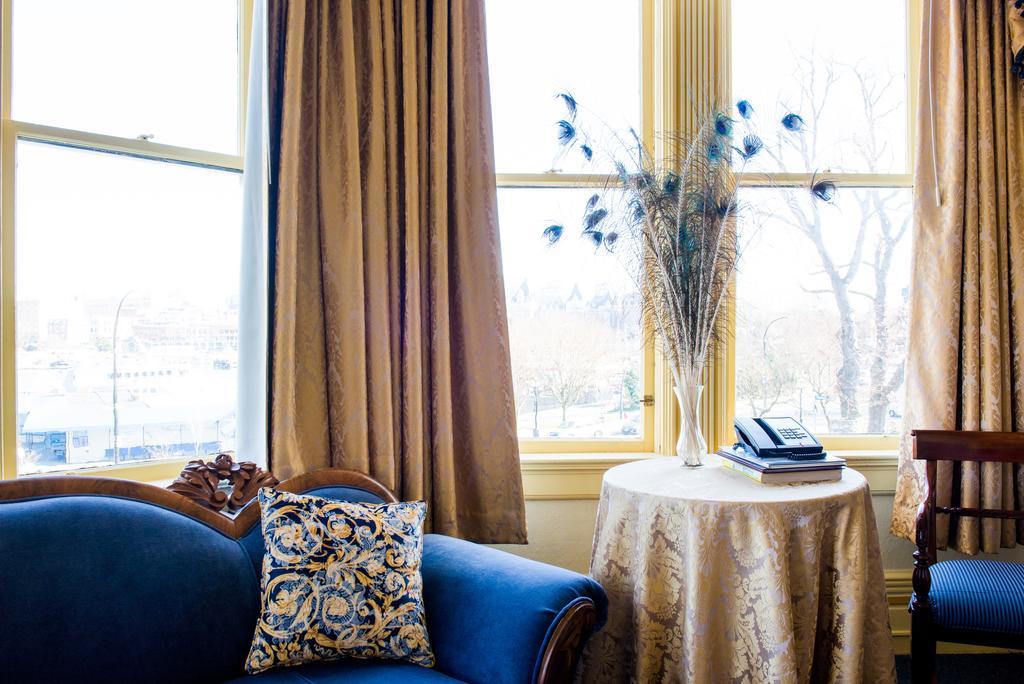 Pendray Inn And Tea House Виктория Екстериор снимка