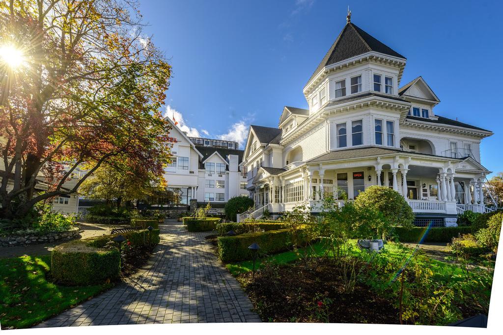 Pendray Inn And Tea House Виктория Екстериор снимка
