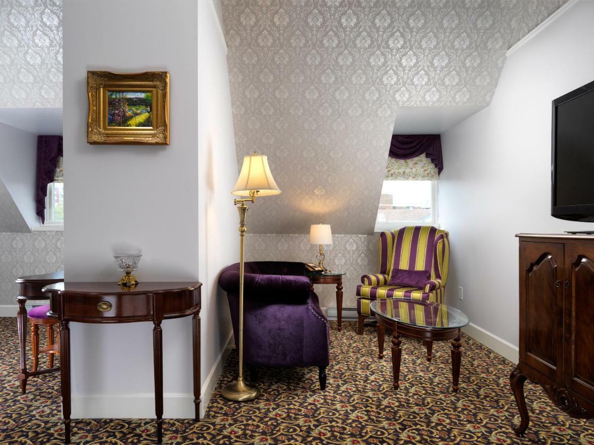 Pendray Inn And Tea House Виктория Екстериор снимка